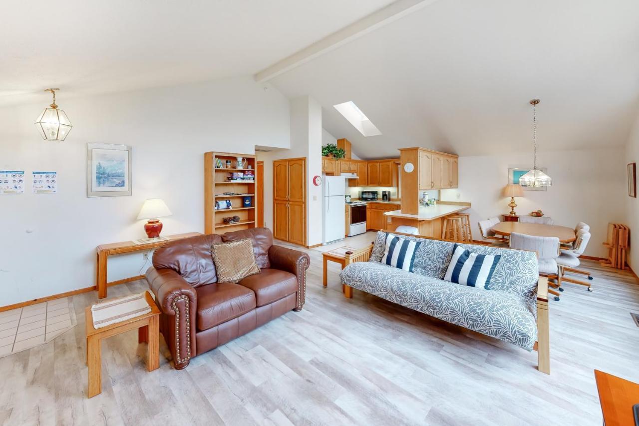 Captain Bill'S Beachhouse Lincoln City Exteriér fotografie
